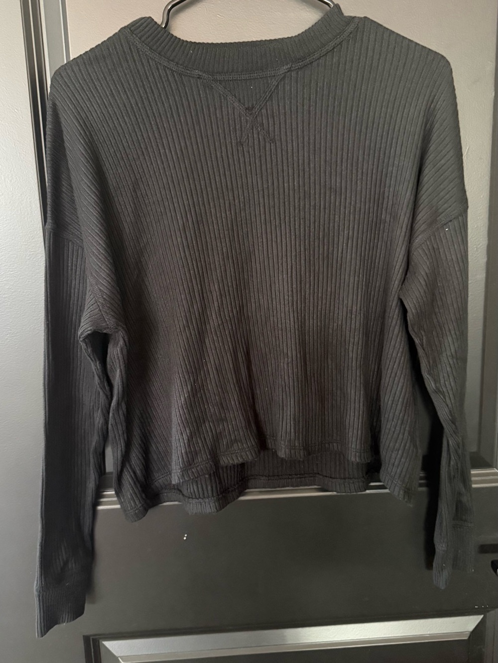 American Eagle Outfitters Black Ribbed Crew Sweater